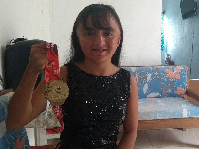 60 medallas consolidan su carrera deportiva