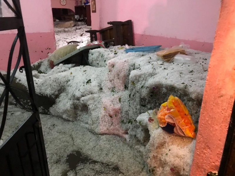 61 casas afectadas por granizo en Guadalajara