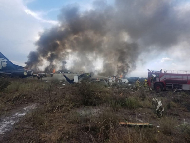 65 estadounidenses viajaban en avión de Durango