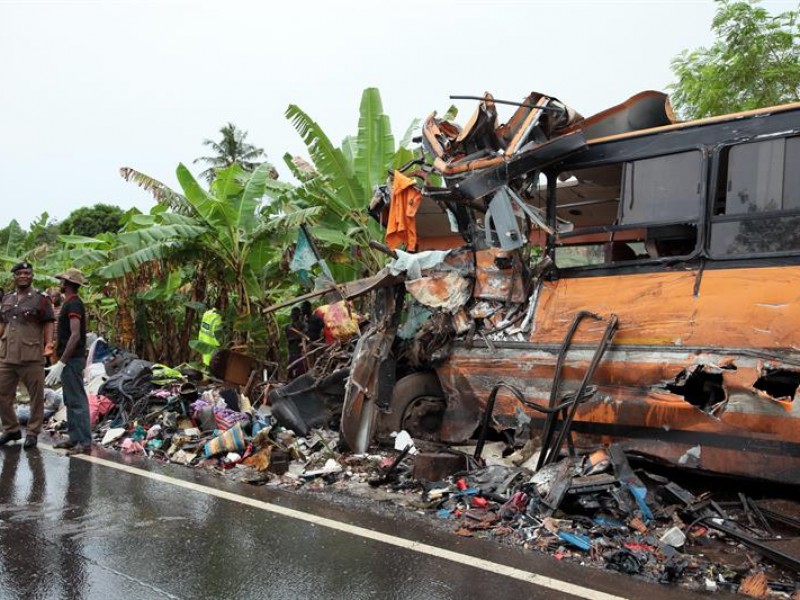 65 muertos por el choque  en Ghana