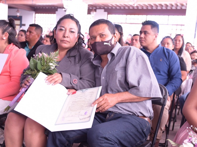 65 parejas se casan en Tequisquiapan