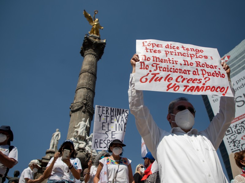 67 % de mexicanos quiere que López Obrador siga