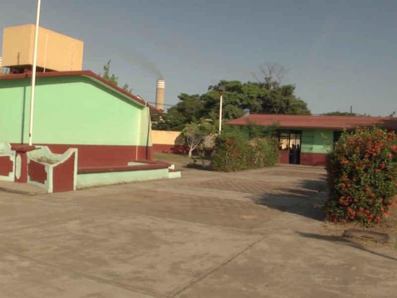 7 escuelas sin clases en Petacalco por inseguridad