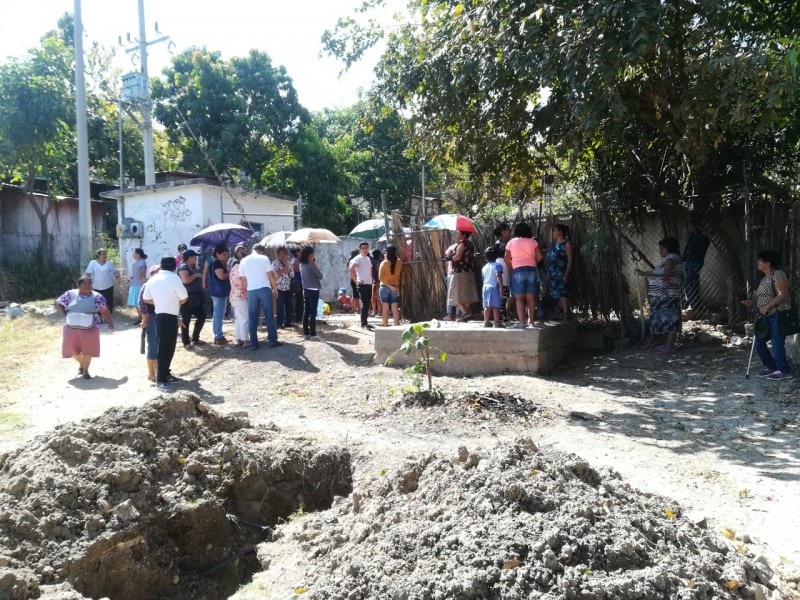 7 semanas sin agua, denuncian vecinos de Bosques del Sur