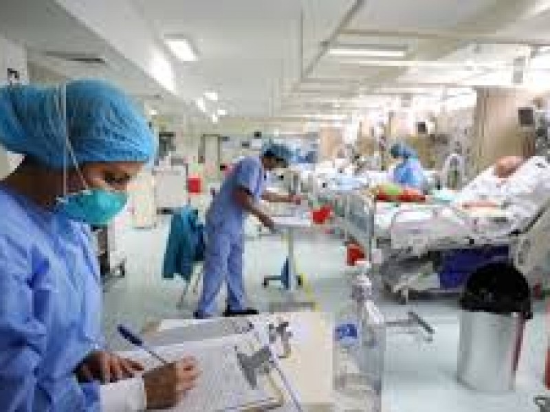 75 trabajadores de salud perdieron la vida por COVID-19