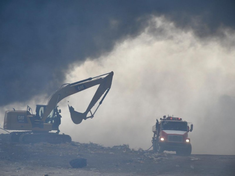 8 hectáreas afectadas por incendio en vertedero