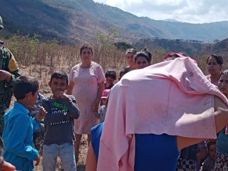 8 muertos y 2desaparecidas por enfrentamiento en Coyuca de Catalán