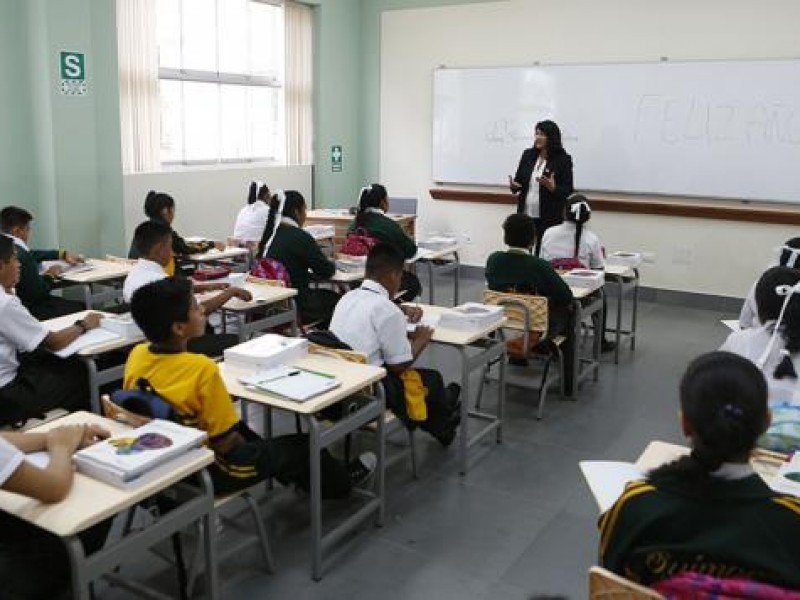 80 profesores afectados por derogación de Reforma Educativa