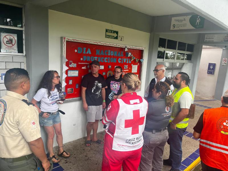 892 personas permanecen en refugios temporales de Jalisco