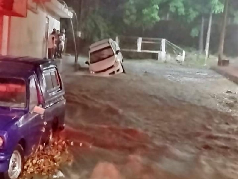 Nueve colonias tuvieron afectaciones en viviendas por lluvia