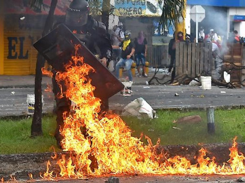 91 heridos tras noche de ataques violentos en Bogotá