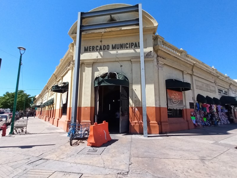 A finales de octubre podrían locatarios desocupar el Mercado Municipal