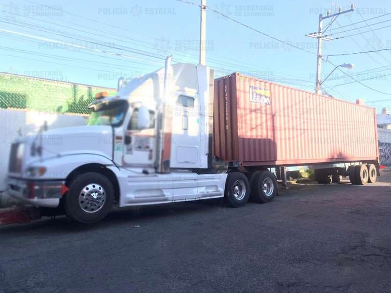 A la baja, asaltos a transporte, en carreteras federales