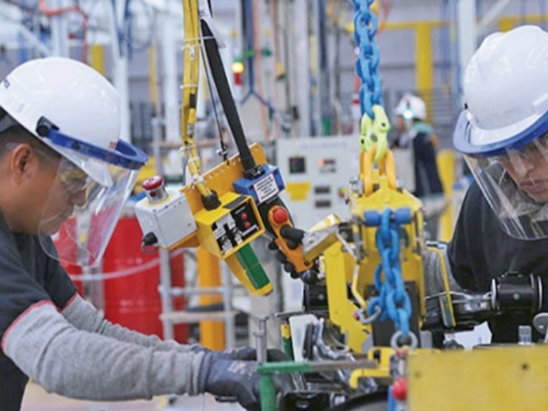 A la baja producción industrial en México