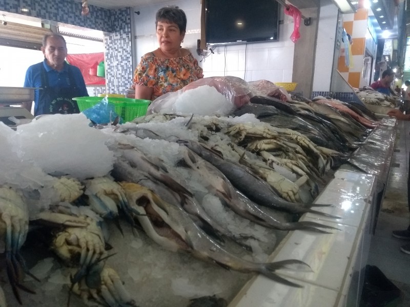 A la baja venta de mariscos en mercados de TGZ