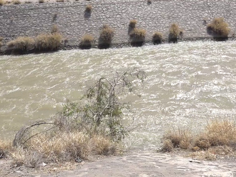 Cárcel a quien nade en aguas de riego