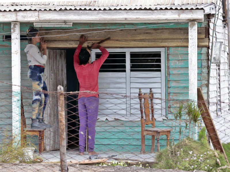 A más de un mes de huracán en Cuba