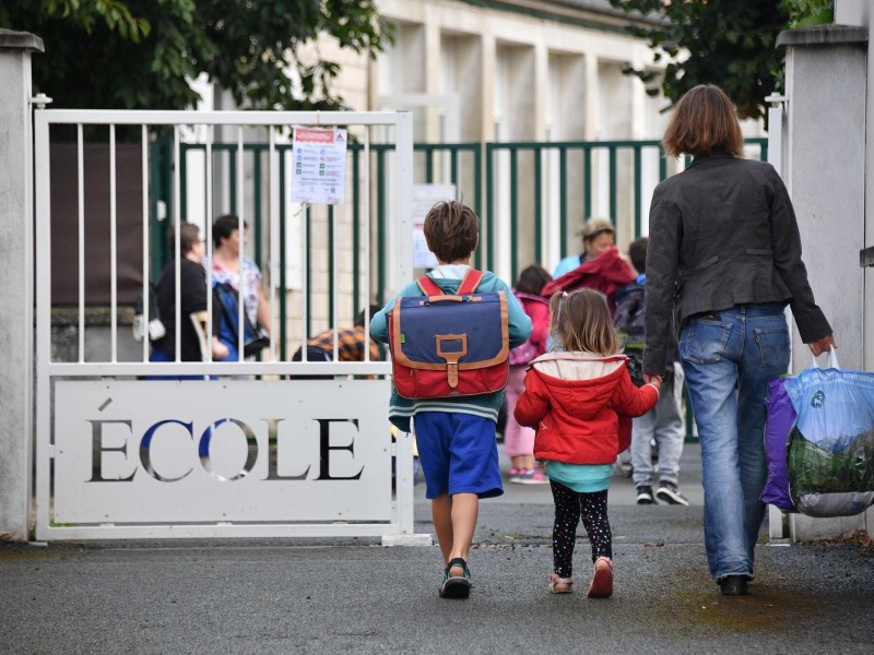 A seis meses de contingencia sanitaria, Nueva York reabre colegios