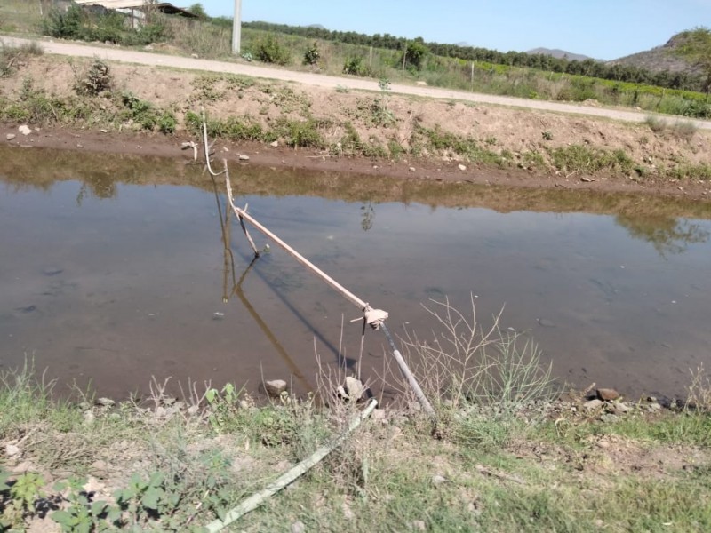 AARFS llama a corregir bajo volumen de agua en canales