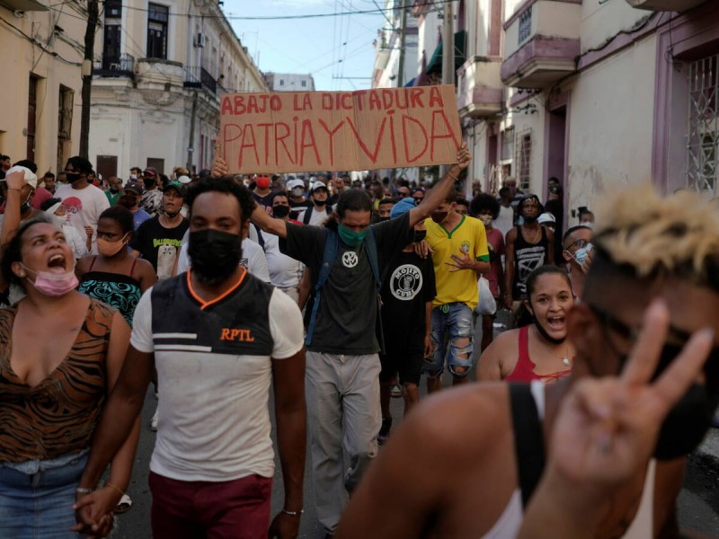 “¡Abajo la dictadura!”: Manifestaciones históricas en Cuba