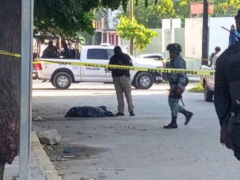 Abandonan restos humanos en bolsas en colonia de Acapulco
