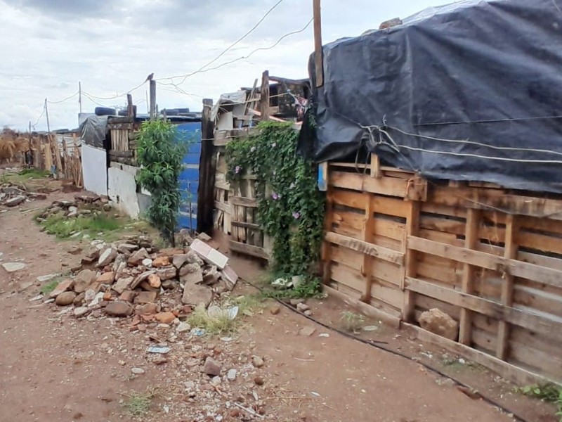 Abandono en la zona oriente: 15 colonias sin servicios básicos