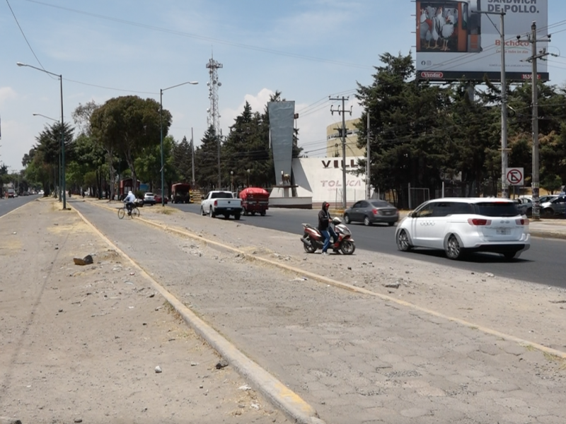 Abandono y peligro: La ciclovía de López Portillo en Toluca
