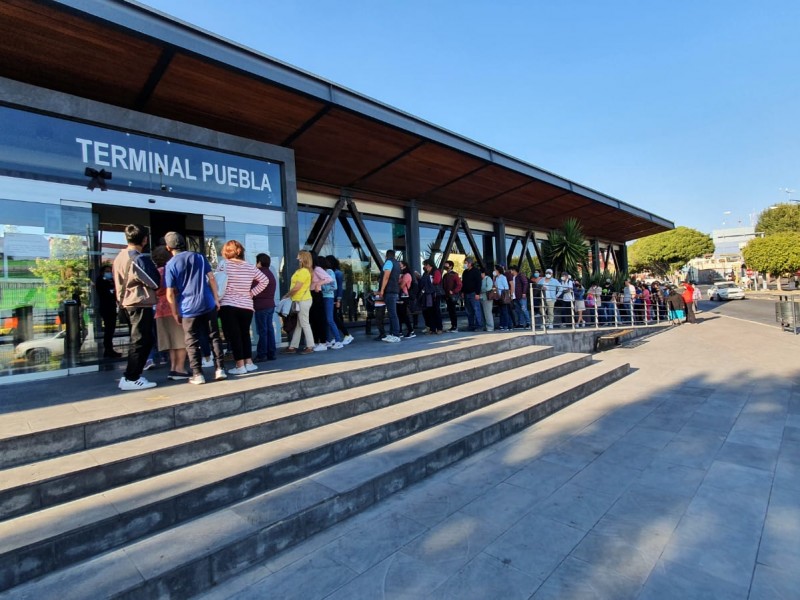 Abarrotan terminales del tren turístico a días de su cierre