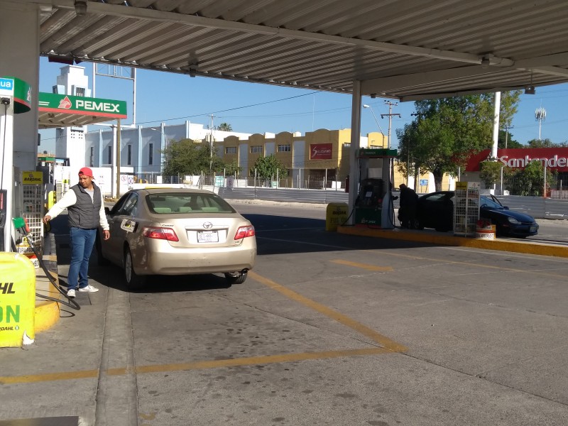 Abasto de gasolina al 87% en ZMG