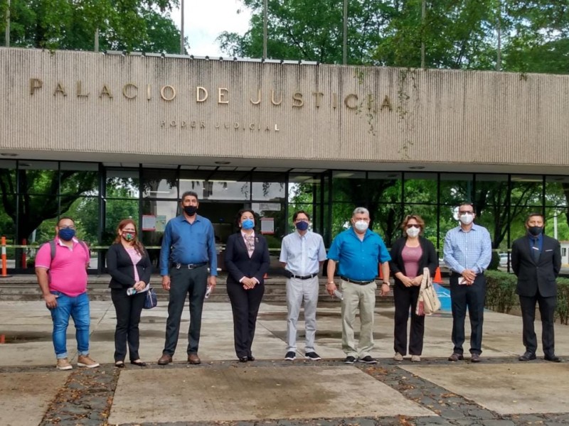 Abogados exigen apertura de juzgados