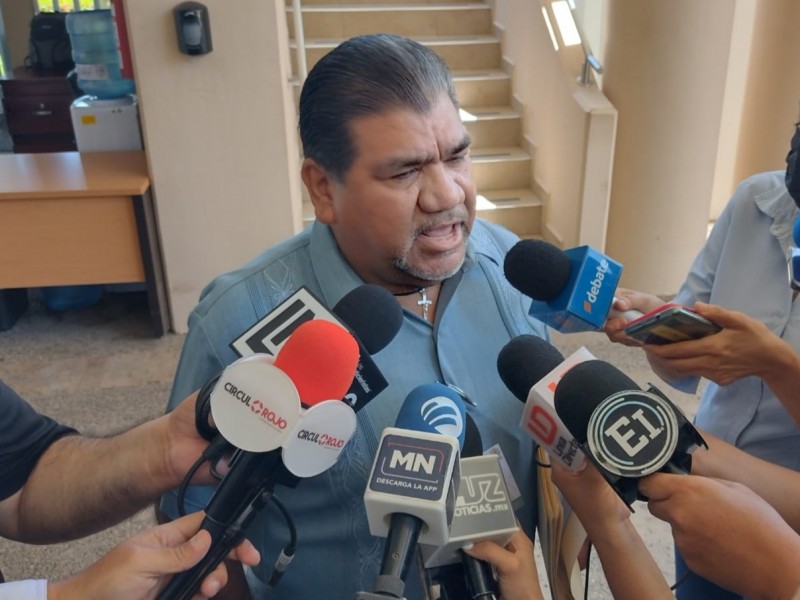 Abogados presentan nueva demanda de juicio político contra Estrada Ferreiro