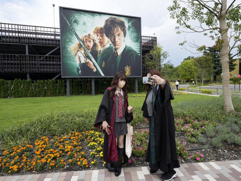 Abren nuevo parque dedicado a Harry Potter en Tokio