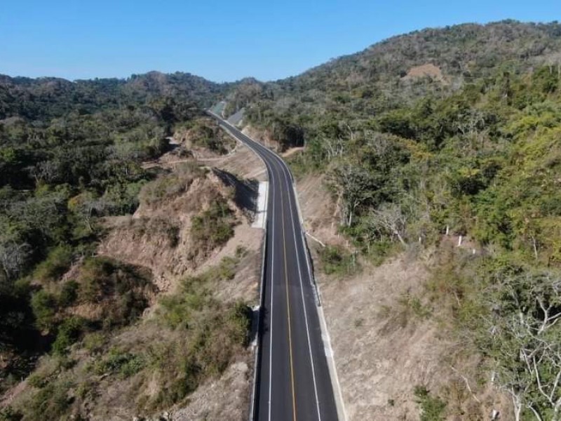 Abren nuevo tramo de la autopista Jala-Vallarta