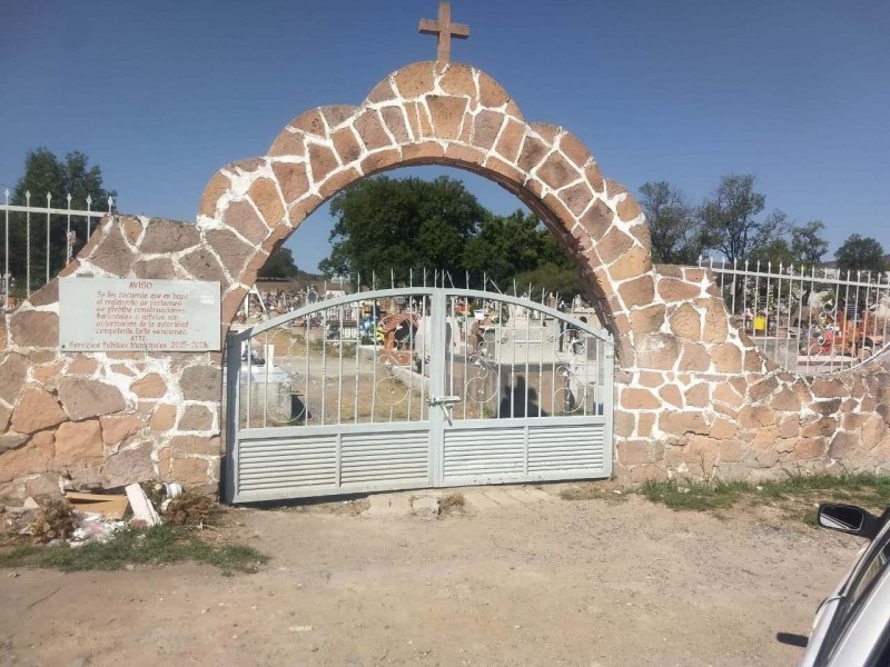 Abren panteones en Huimilpan solo por inhumaciones