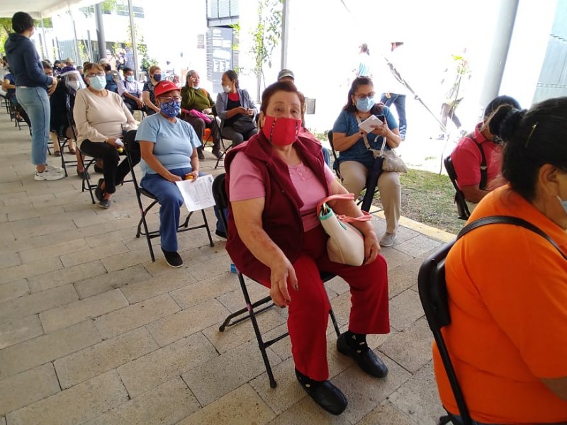 Abuelita venció al covid-19; llama a no bajar la guardia