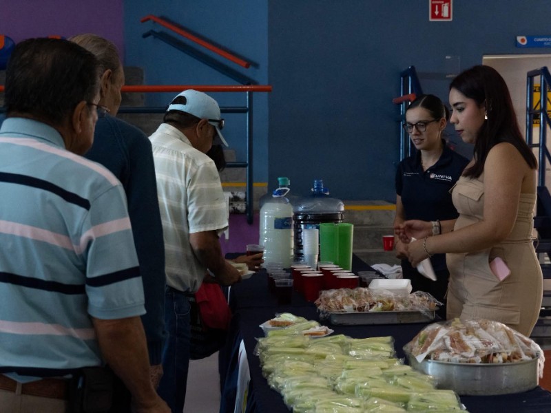DIF Zamora y UNIVA fortalecen lazos entre jóvenes y adultos mayores