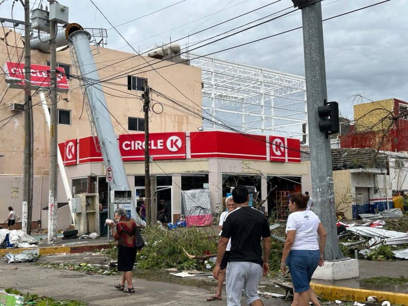 Abusan con reventa de productos saqueados en Acapulco