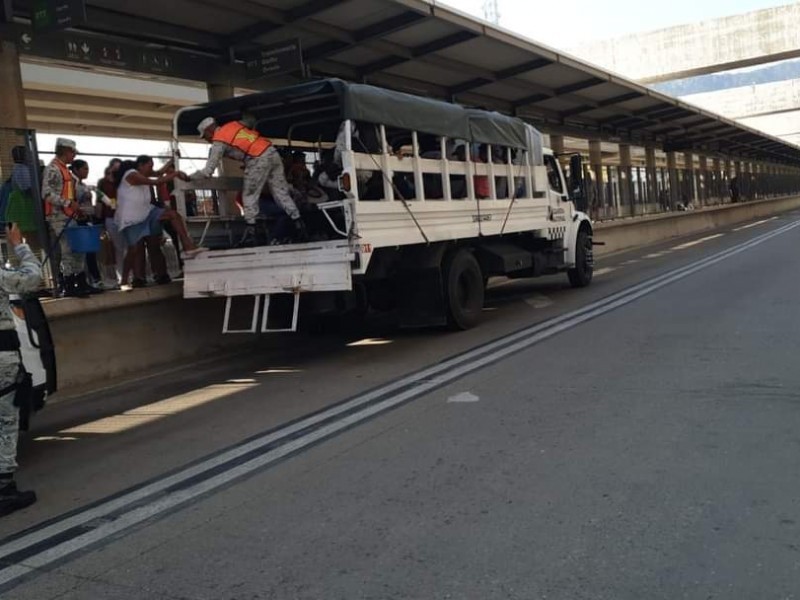 Acapulco vuelve a padecer escasez de transporte público