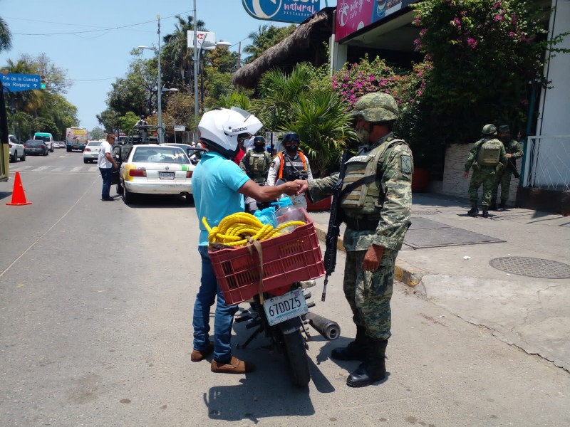 Acapulqueños respaldan permanencia de ejército en Acapulco