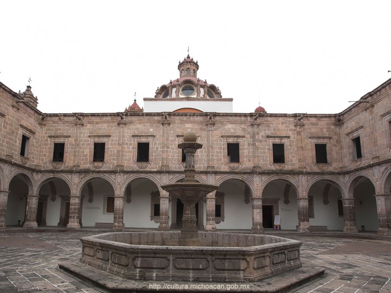 Acceso a Centro Cultural Clavijero, con estrictas medidas sanitarias