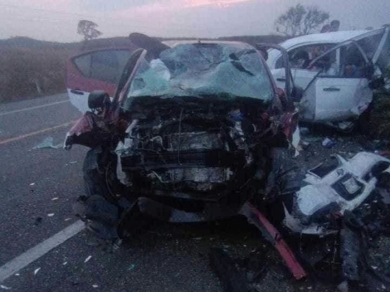 Accidente automovilístico deja seis muertos en Zanatepec; cuatro eran migrantes