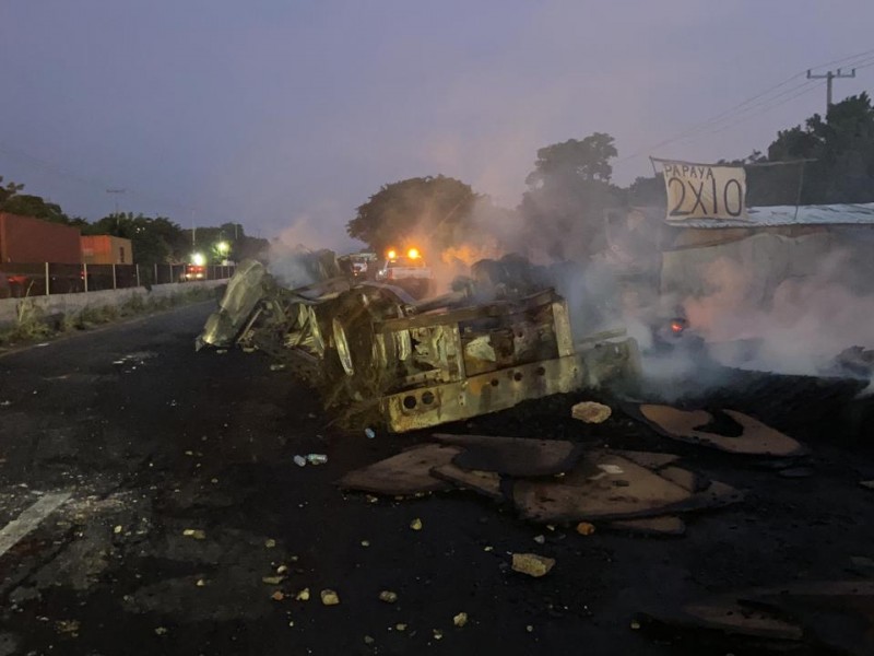 Accidente bloqueó carretera Xalapa-Veracruz durante más de nueve horas