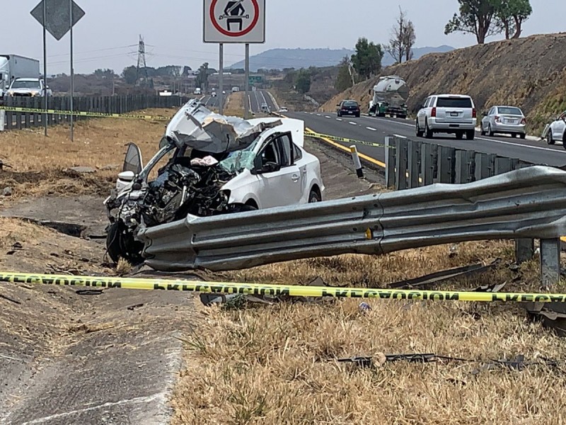 Accidente cobra una vida en autopìsta a Zapotlanejo