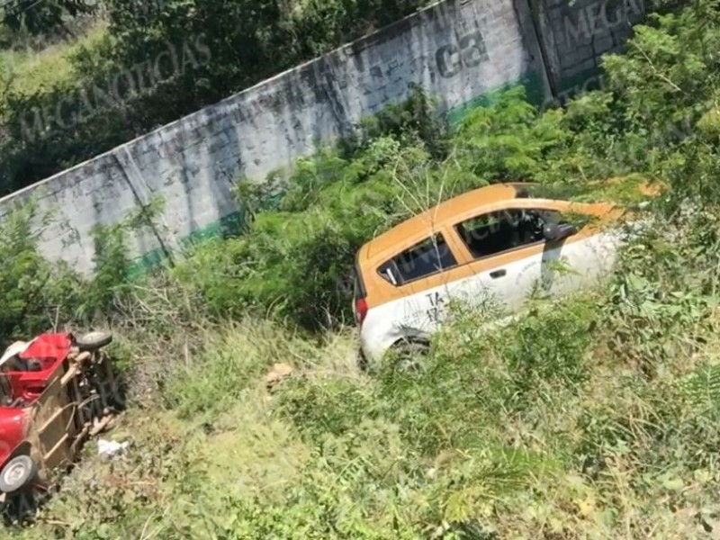 Accidente deja dos lesionados en Tehuantepec