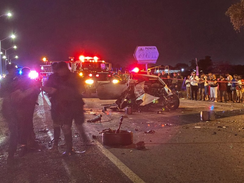 Accidente deja dos policías municipales fallecidos en Ahome