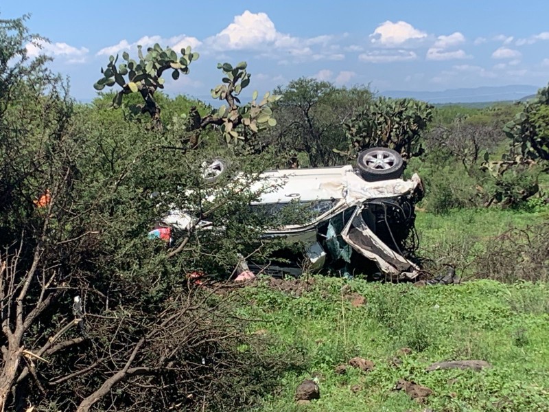 Accidente en autopista Durango-Gómez Palacio deja seis lesionados