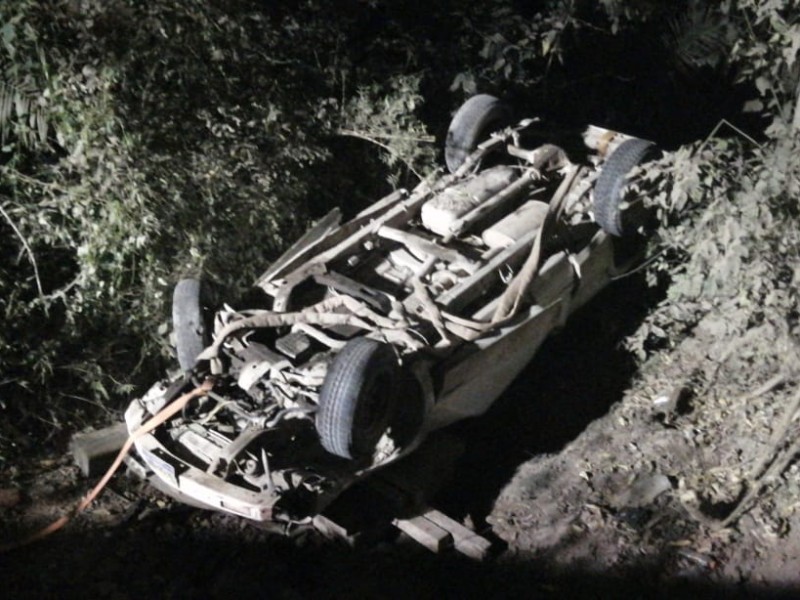 Accidente en Compostela dejó 10 muertos y 6 heridos