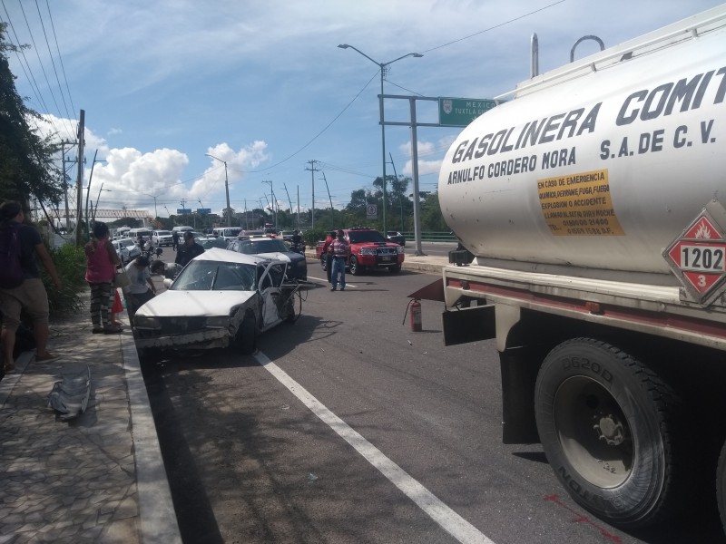 Accidente en entrada oriente de TGZ