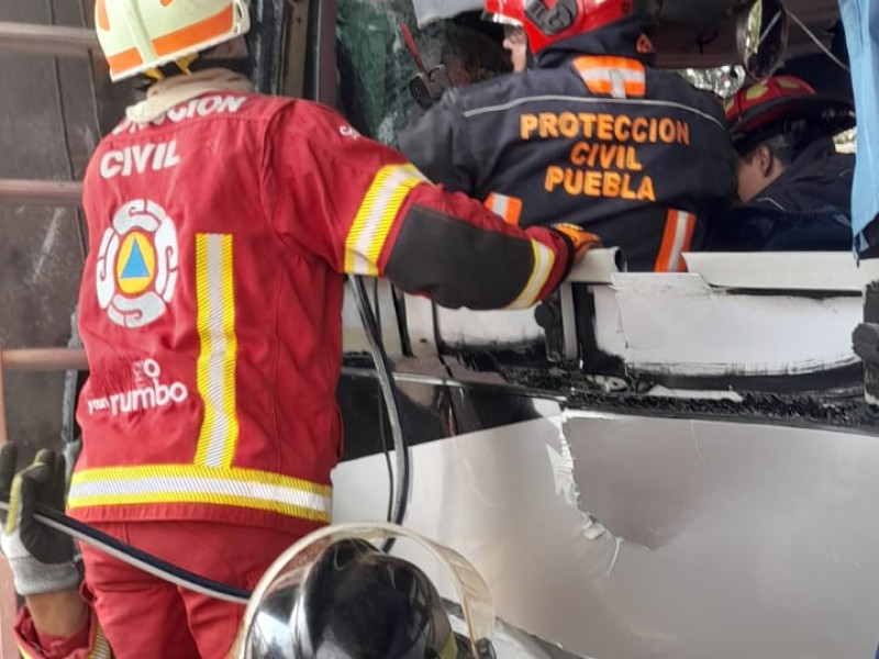 Accidente en la México-Puebla deja 6 lesionados