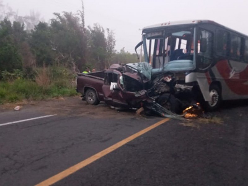 Accidente en Medellín de Bravo deja dos muertos